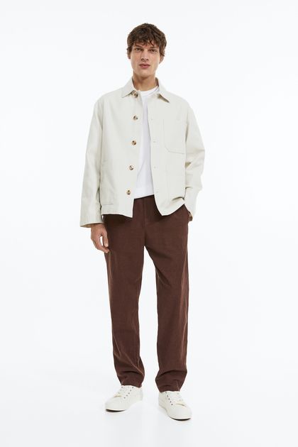 Regular-fit trousers in an airy linen and cotton weave. Regular waist with covered elastication and a drawstring, a zip fly with a hook-and-eye fastening, side pockets and a welt back pocket. Earth Tone Outfits Men, Outfit Earth Tones, Earth Tones Outfit, Earth Tone Outfits, Linen Blend Pants, Young Men, Fitted Trousers, Fit Pants, Cozy Fashion