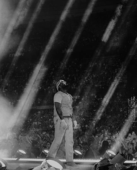 the weeknd , the weeknd aesthetic , black and white , black and white aesthetic , abel , black and white wallpaper , the weeknd concert outfit , the weeknd wallpaper , concerts , fans , xo , music , artists , abel tesfaye , pose , lights , mask , strobe The Weeknd Grey Aesthetic, The Weeknd Widgets Black, The Weeknd Wallpaper Black And White, The Weeknd Black Aesthetic, Black And White The Weeknd, The Weeknd On Stage, The Weekend Black And White, Black And White Music Aesthetic, Abel Tesfaye Aesthetic