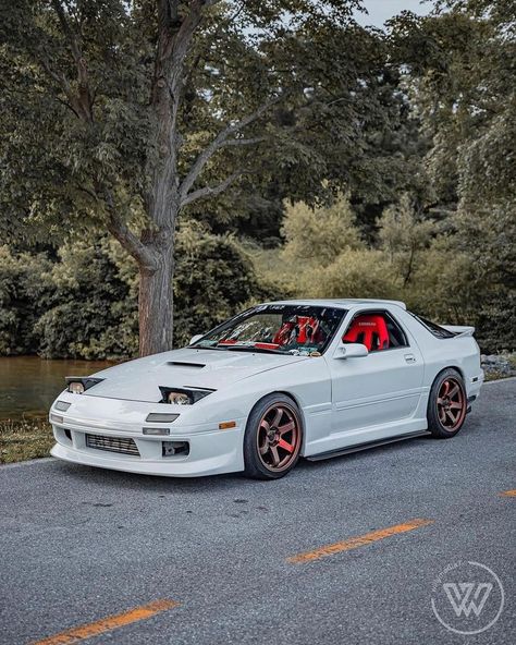 Fc Rx7, Rx7 Fc, Mechanic Man, Car Fashion, Car Products, Rx 7, Mazda Rx7, Mustang Cars, Car Magazine