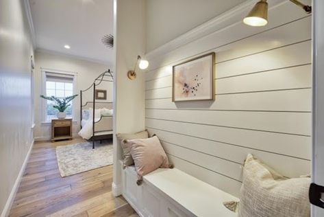 Small Bedroom Inspo Cozy, Shiplap Interior, Bedroom Inspo Cozy, Shiplap Bathroom Wall, Shiplap Living Room, Shiplap Bedroom, Teen Bedroom Ideas, Shiplap Wall Diy, Feature Wall Living Room