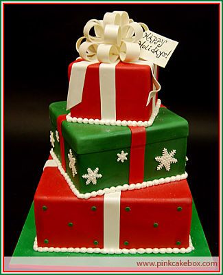 Now that's a Holiday cake! ❤ www.healthylivingmd.vemma.com ❤ Christmas Present Cake, Super Torte, Pink Cake Box, Christmas Wedding Cakes, Present Cake, Gift Box Cakes, Christmas Cake Designs, Christmas Cake Decorations, Xmas Cake