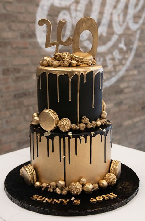 Forty Cake Ideas, Gold And Black Birthday Decorations Men, Cake Design For 40th Birthday, Black Gold 18th Birthday, 21st Birthday Cake Black And Gold, Two Tier Black And Gold Cake, Black And Gold Bday Cake, Black And Gold 40th Birthday Cake, All Black 40th Birthday Party