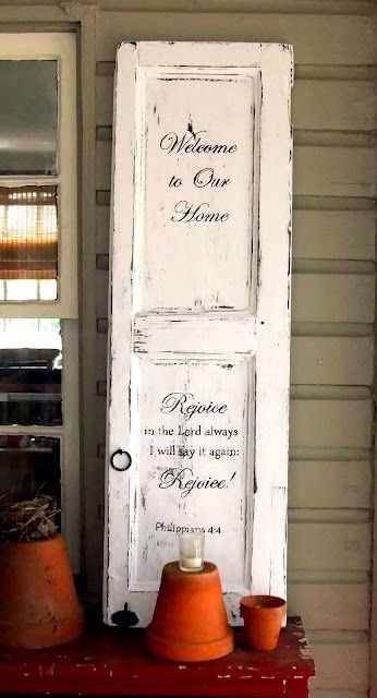 Old door signs Cabinet Door Ideas, Cabinet Doors Repurposed, Decoration Shabby, Old Shutters, Doors Repurposed, Old Windows, Old Door, Old Doors, Door Ideas