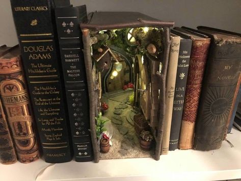 Book Nooks | My OBT Bookshelf Diorama, Pan's Labyrinth, Bookshelf Art, Miniature Rooms, Book Nook, Miniature Crafts, Fairy Houses, Book Nooks, Fairy House