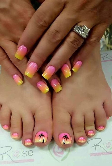 Beach Toe Nails, Pedicure Designs Toenails, Yellow Nail, Gel Toe Nails, Toe Nail Color, Tropical Nails, Pretty Toe Nails, Summer Toe Nails, Cute Toe Nails