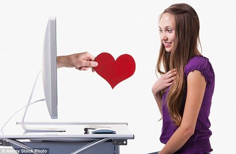 If your internet dating profile is lacking the attention you think is deserves bad spelling may be to blame http://www.spice.red/ Bad Grammar, Online Dating Apps, Good Grammar, Online Dating Websites, Internet Dating, Best Dating Apps, Flirting Quotes Funny, Easy Listening, Single Dating