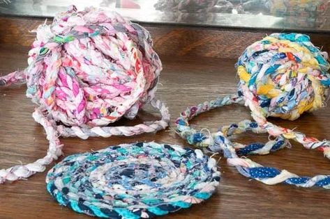 How to Make Fabric Rope Fabric Twine, Fabric Rope, Diy Rope Basket, Rope Projects, Coiled Fabric Basket, Boho Crafts Diy, Cozy Crochet Patterns, Memory Crafts, Rope Crafts Diy