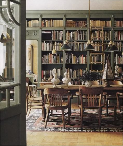 Built in bookcases in the dining room, never really thought about it but now I love this idea! Centsational Style, Dining Room Library, Green Library, Idea Bedroom, Library Room, Room Library, Home Library Design, Regal Design, Home Libraries