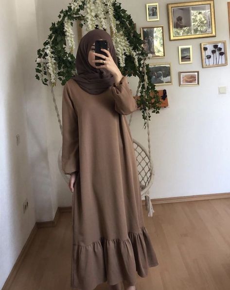 Simple Burqa Design, Abaya Dress Design, Abaya Modern Style, Burqa Design, Simple Abaya Designs, Fashion Abaya, Moslem Fashion, Abaya Design, Modern Hijab Fashion