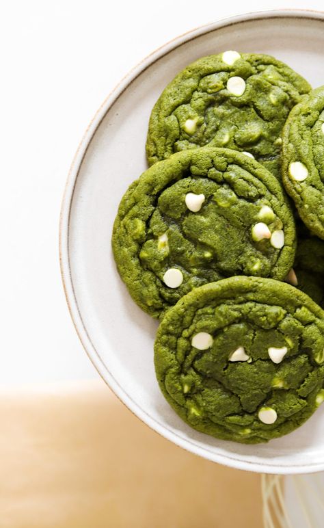 Matcha White Chocolate Cookies, Green Tea Cookies, Matcha White Chocolate, Matcha Cookies, Matcha Recipe, White Chocolate Cookies, White Chocolate Chip Cookies, Soft Bakes, Tea Cookies