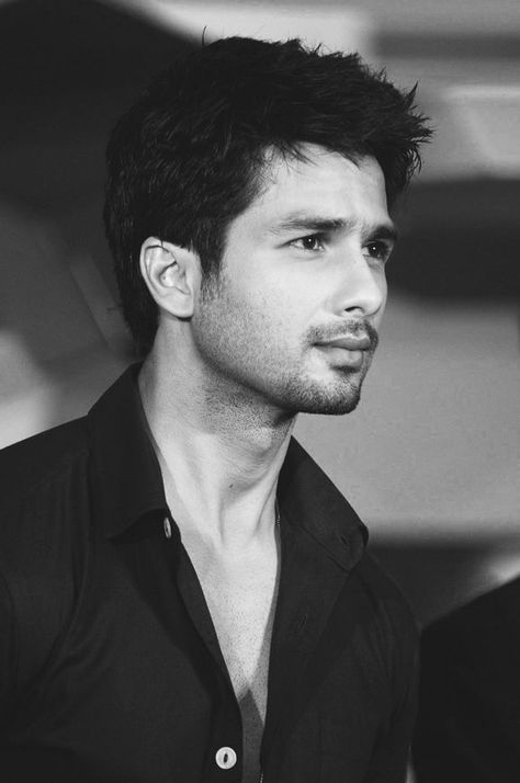 Shahid Kapoor Black, Short Hair, Hair, Shahid Kapoor, Desi, A Man, Black And White, Wall, White