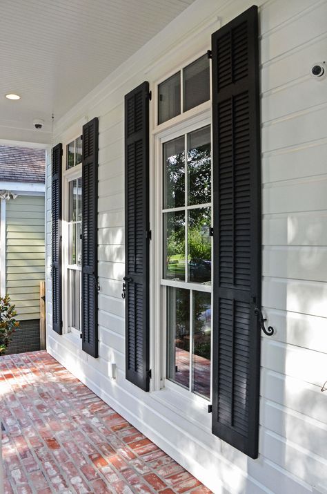 Colonial Windows, Exterior House Doors, Window Shutters Exterior, Window Restoration, Outdoor Shutters, Cedar Shutters, Cabin Renovation, Home Paint Color, Louvered Shutters