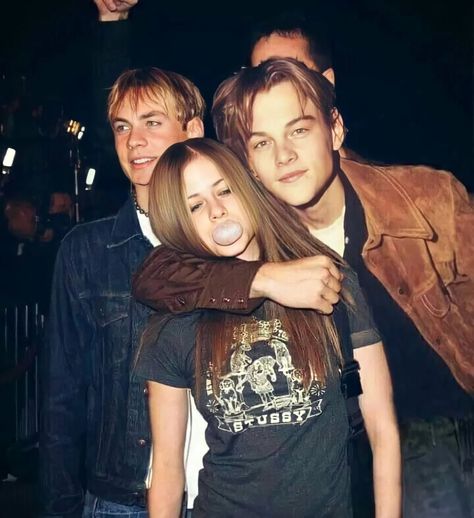 ❌ Avril Lavigne Vault on Instagram: “Taubenfeld, Lavigne and DiCaprio 📸 just came here to say hi, I'm still alive and well. Have a nice day y'all! #AvrilLavigne” Avril Lavigne, Leonardo Dicaprio, On Instagram, Instagram