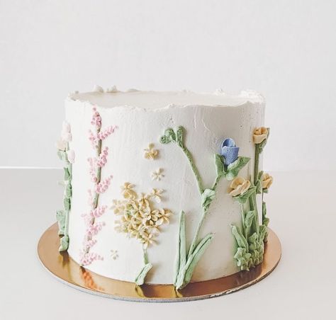 White Cake With Wildflowers, Wildflower Theme Cake, Wildflower Bridal Shower Cake, First Birthday Flower Cake, Wild Flower Baby Shower Cake, Wild Flower Cake Smash, Wildflower 1st Birthday Cake, Wildflower Cake Topper, Small Floral Wedding Cake