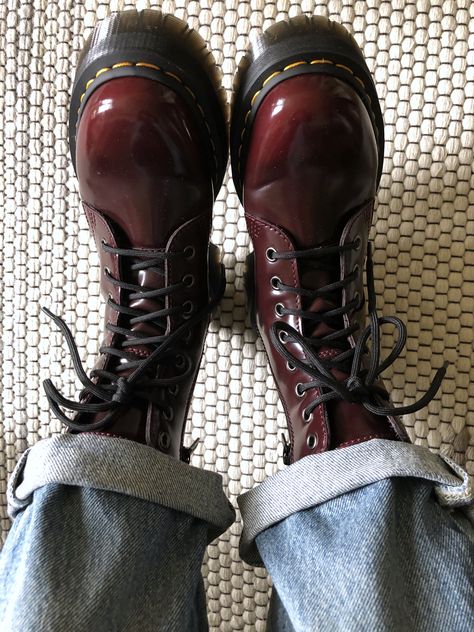 Cherry Jadon Dr Martens Outfit, Red Docs Aesthetic, Red Martens Outfit, Cherry Doc Martens Outfit, Cherry Doc Martens, Red Doc Martens Outfit, Jadon Dr Martens Outfit, Dr Martens Aesthetic, Red Docs