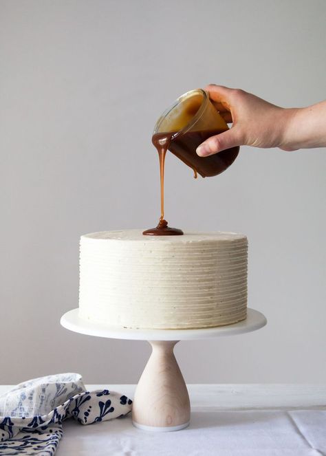 London Fog Cake, Earl Grey Buttercream, Salted Caramel Sauce, Earl Grey, Party Desserts, London Fog, Food Cakes, How Sweet Eats, Caramel Sauce