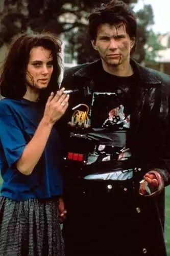 Veronica Heathers, Jd And Veronica, Heathers Movie, Winona Forever, Veronica Sawyer, Photo Star, Heathers The Musical, Christian Slater, Hallowen Costume