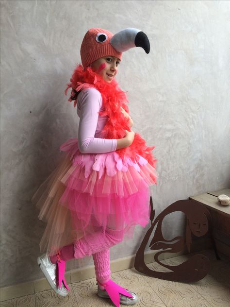 Diy Flamingo Costume Kids, Flamingo Costume Kids, Flamingo Costume Diy, Diy Flamingo Costume, Flamingo Halloween Costume, Diy Flamingo, Parrot Costume, Flamingo Costume, Halloween Costumes For Work