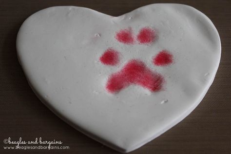 Diy Dog Paw Print, Paw Print Diy, Clay Paw Print, Heart Fail, Diy Valentine's Day, I Failed, Dog Paw Print, Valentine's Day Diy, Diy Prints