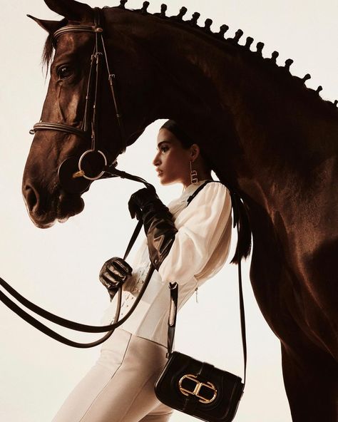 Fashion Horse Photoshoot, Horse Fashion Photography, Woman With Horse Photography, Photoshoot With Horse, Equestrian Photoshoot, Nima Benati, Horse Photoshoot Ideas, Luxury Equestrian, Horse Photoshoot