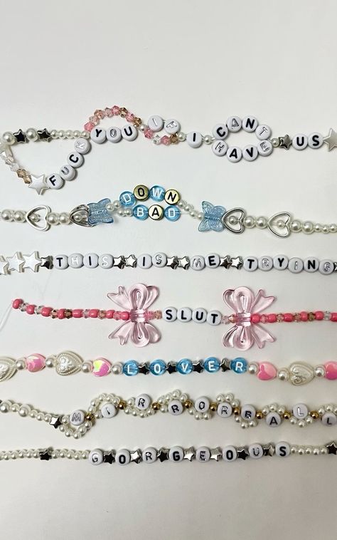 Taylor Swift Frenship Braclets, Concert Bracelets, Eras Tour Bracelets, Taylor Bracelet, Eras Bracelets, Swift Bracelet, Sleepover Party Games, Photos Of Taylor Swift, Bracelet Holders