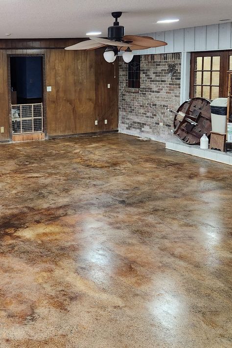 Stained Cement Floors, Concrete Acid Stain Colors, Diy Stained Concrete Floors, Concrete Floors Diy, Concrete Floors In House, Diy Concrete Stain, Concrete Stain Colors, Acid Stained Concrete Floors, Concrete Basement Floors