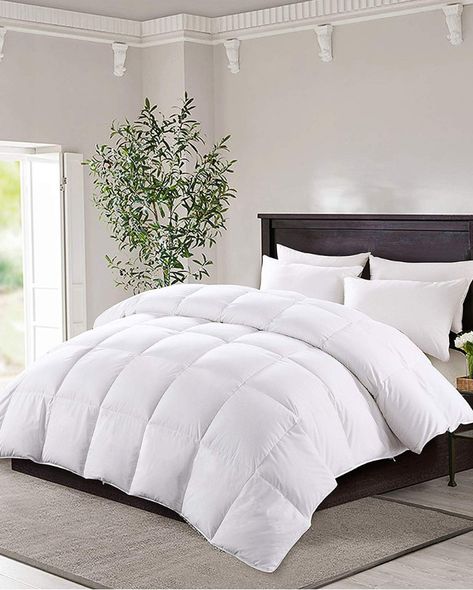 This Premium Duck Down Comforter Set is filled with 100% Feather Filling and is also a Perfect pick for Allergy Sufferers. Now for a Special Price! Shop this Look of the Season! #Comforter #comforterset #whitedown #duckdowncomforter #bedding #winterbedding Down Duvet, Spring Bedroom, Down Comforters, Winter Bedding, Soft Comforter, Cute Bedroom Ideas, White Goose, White Duvet, Down Comforter