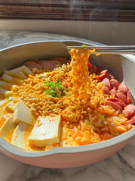 Budae-Jjigae (Korean Army Stew) - Cook With Dana Budae Jjigae Aesthetic, Aesthetic Asian Food, Budae Jjigae Recipe, Easy Asian Food, Food Noise, Korean Army Stew, Budae Jjigae, Spring Haircut, Food Museum