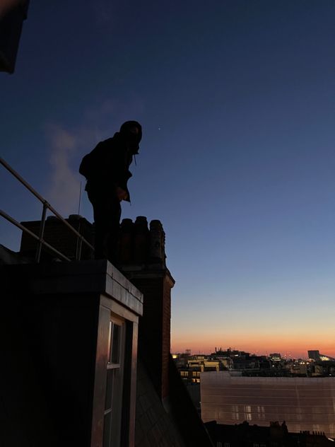 #rooftop #urbexexploration La Rooftop Aesthetic, On The Rooftop Aesthetic, City Rooftop Aesthetic Night, Sitting On Rooftop Aesthetic Night, City Rooftop Aesthetic, Nyc Rooftop Aesthetic, Rooftops Aesthetic, Sitting On Rooftop, Standing On Rooftop