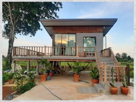 Stilt Home, Small House Architecture, Elevated House, Tiny Farmhouse, Eksterior Modern, Airbnb House, House On Stilts, Building A Tiny House, Rest House