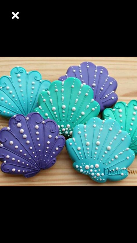 Mermaid Desserts, Sea Cookies, Beach Bridal Showers, Summer Cookies, Beach Bridal, Decorated Cookies, Royal Icing, Cake Cookies, Cookie Decorating