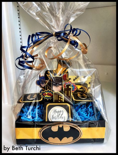 Beth Turchi, Cute Relationship Gifts, Batman Card, Batman Gifts, Spiderman Gifts, Diy Birthday Gifts For Friends, Fancy Boxes, Birthday Gift Baskets