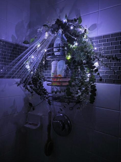 Gothic Shower Ideas, Eucalyptus Bathroom Theme, Fairy Garden Bathroom Ideas, Cool Shower Heads, Shower Vibes Aesthetic, Jungle Theme Bathroom, Eucalyptus Bathroom Decor, Eucalyptus Shower Head, Spa Shower Ideas