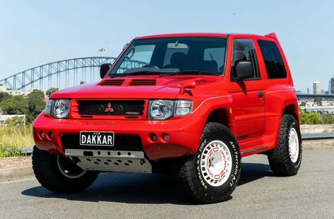 Pajero Evolution, Pajero Off Road, Laferrari Aperta, Paris Dakar Rally, Royce Car, Ferrari Cars, Rally Raid, Aesthetic Cool, Paris Dakar