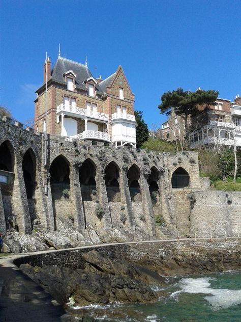 Dinard - walked on this path many times on my way home from school (retaining structure below house) Dinard France, Brittany France, Coastal Life, Visit France, Emerald Coast, Happy Summer, Tower Bridge, Back In Time, Vacation Destinations