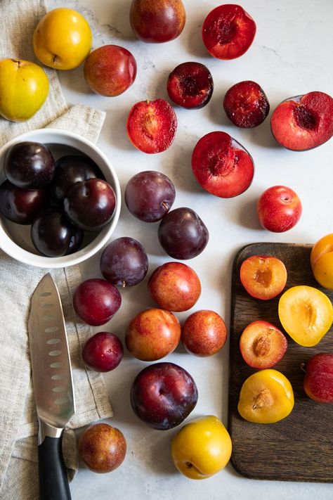 Recipes With Plums, Cherry Plum Recipes, September Food, Fruit And Veg Market, Plum Dessert, Plum Varieties, Picking Fruit, Prune Plum, Prune Fruit