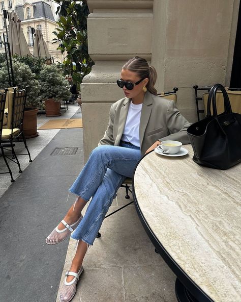 Ballet Flats Outfit, Classy Fall Outfits, Mode Zara, Skandinavian Fashion, Flats Outfit, Neue Outfits, Looks Party, Outfit Jeans, Looks Street Style