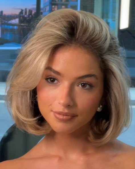 Celebrity Hair Color, Short Hair Blowout, Kort Bob, Blond Ombre, Hair Color Brands, Cute Bob, Blonde Bob Hairstyles, Wish Me Luck, Hair Inspiration Short