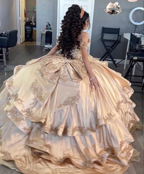 Quinceanera Dresses Short, Sweet 16 Party Dress, Party Gowns Elegant, Champagne Quinceanera Dresses, Xv Dresses, Quinceanera Dresses Gold, Quinceanera Themes Dresses, Pink Quince, Quinceñera Dresses