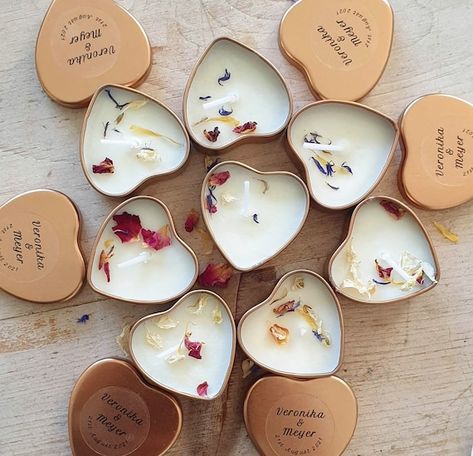 Present For Guests Wedding, Hens Present Gift Ideas, Guests Gifts Ideas, Gift Ideas For Guests At Wedding, Wedding Favors For Guests Uk, Thanks Wedding Gifts, Wedding Guest Present Ideas, Wedding Guest Favours Ideas, Guest Favours Wedding