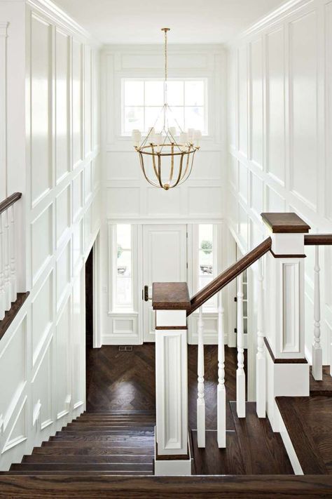 Foyer Decorating, White Wainscoting, Foyer Chandelier, Foyer Lighting, Dark Wood Floors, Entrance Foyer, Foyer Design, غرفة ملابس, Wall Molding