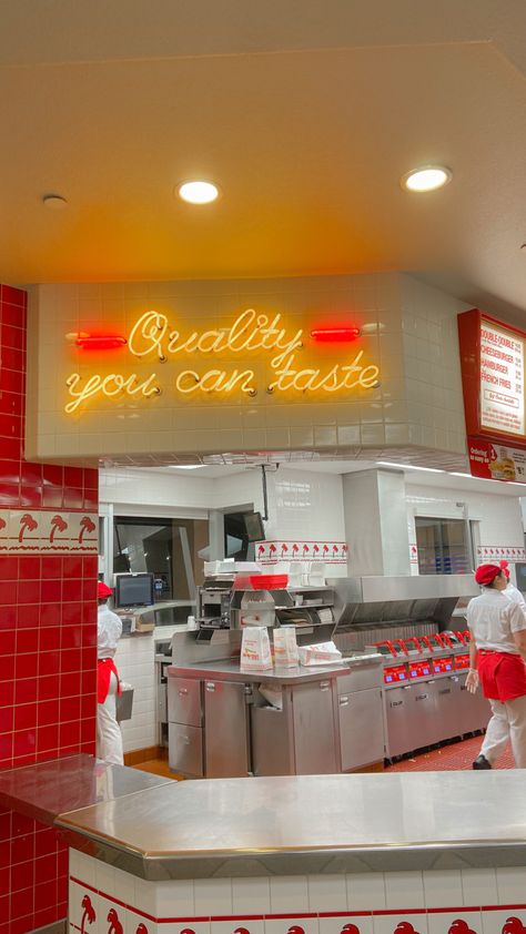 in n out has my heart In N Out Wallpaper, In N Out Aesthetic, Cali Vibes, In-n-out Burger, In N Out, Vision Board Images, California Girl, In & Out, Trunk Or Treat