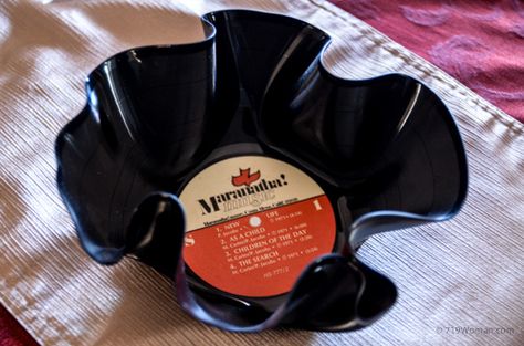 DIY…Make A Record “Bowl” (Or Tray Or Wall Art) With Vinyl Vinyl Record Crafts, Record Bowl, Record Crafts, Record Bowls, Diy Bowl, Old Vinyl Records, Life Before You, Thrift Store Crafts, Napoleon Hill