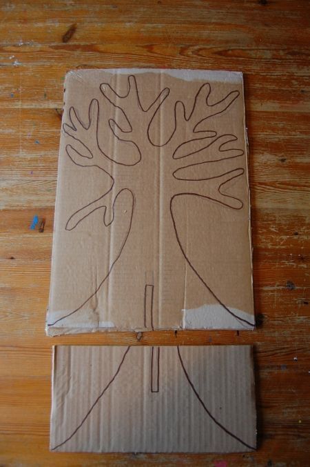 Cardboard Tree, Pooh Party, Family Tree Project, Cadeau Parents, Folding Origami, Candy Land Christmas, Cardboard Crafts, Mermaid Birthday, Mermaid Party