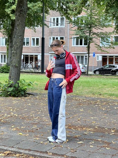 outfit with red addidas jacket, jeans and a black top Jacket And Baggy Jeans, Red Adidas Jacket, Baggy Jeans Outfit, Red Adidas, Jeans Outfit, Red Outfit, Baggy Jeans, Black Top, A Black