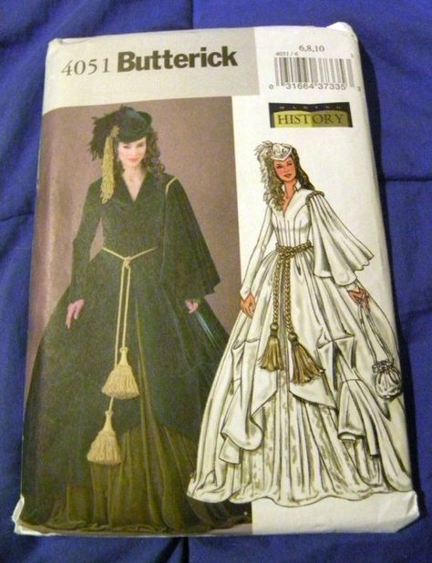 Scarlett Ohara Dresses, Southern Belle Costume, Drapery Dress, Moda Medieval, Gown Sewing Pattern, Scarlett O Hara, Belle Costume, Scarlett O'hara, Patron Vintage