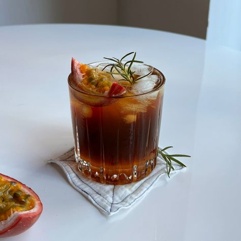 Cold Brew Passion Sparkle Recipe – NAM COFFEE Coconut Cold Brew Coffee, Cold Brew Drinks, Cold Brew Coffee Recipe, Cold Brew Recipe, Passion Tea, Vietnamese Coffee, Fruit Jam, Fruit Infused, Hot Day