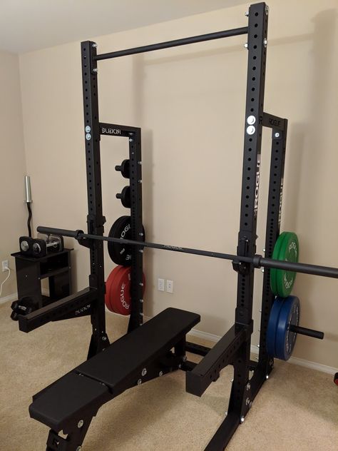 The cool thing about this Rogue HR-2 Half Rack is that you could modify it to fit under a low ceiling if you had to. Apartment Gym, Workout Room Decor, Home Gym Basement, Building A Home Gym, Home Gym Garage, Half Rack, Gym Setup, Diy Home Gym, Basement Gym