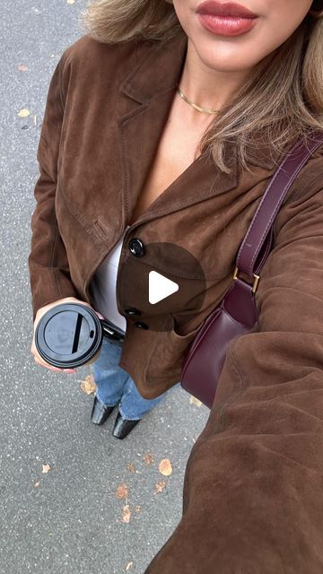 Faezeh Moallemi on Instagram: "Obsessed with my suede outfit🍂🤎
Suede Jacket: @massimodutti 
.
.
.
.
.
#everydayfashion #fallfashion #suede #scandinavianstyle #scandinavianstreetstyle #fallinspo #oldmoney" Brown Suede Jacket Outfit, Suede Jacket Outfit, Suede Outfit, Obsessed With Me, Brown Suede Jacket, Fall Inspo, Jacket Outfit, Suede Jacket, Brown Suede