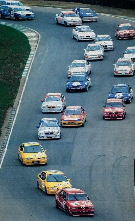 Best days of English Touring cars. Super Touring era... Btcc Wallpaper, Btcc 90s, 90s Racing Aesthetic, Vintage Racing Wallpaper Iphone, 90s Motorsport, Old F1 Cars, British Touring Cars, Rally Car Racing, Super Fast Cars